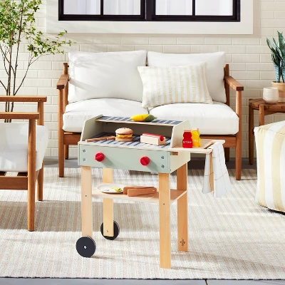 Toy Indoor Grilling Playset - 18pc - Hearth & Hand⢠With Magnolia